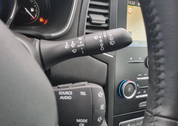 Renault Megane cena 46700 przebieg: 112800, rok produkcji 2018 z Kłodzko małe 781